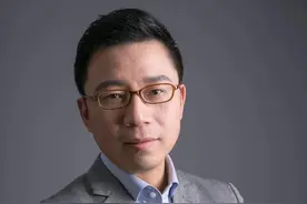 陆铭：人口会持续向少数地区集中，特大超大城市人口仍有增长机会图片