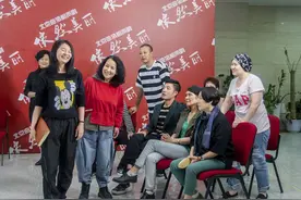 主演许娣、邵峰，北京曲协精心打造相声剧《依然美丽》图片