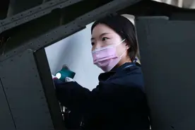 修飞机的“琦哥”——“95后”女“航空迷”的逐梦青春图片