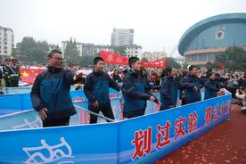铜陵三中有个“英雄班级”图片