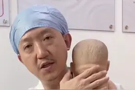 宝宝吐奶这样操作才正确视频封面