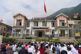 汶川地震震中映秀：渔子溪村又分红了图片
