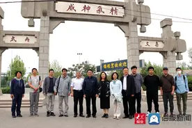 把武术画进油画里 著名画家杨飞云、武术名家张玉萍一行来菏图片