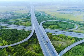 斥资7.7亿多元，浙江沪杭甬收购民营乍嘉苏高速55%股权图片