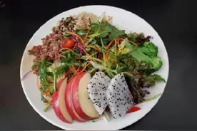 云南大学推出减脂轻食餐图片