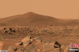 NASA“毅力号”传回火星山丘“圣克鲁斯”照片图片