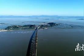 中交路桥华南公司：跨山跃壑，把大桥架设于山河图片