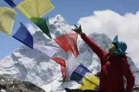 仅用9天完成珠峰登顶！深圳登协马啸成今年登顶珠峰第一人图片