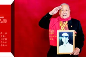 丹心一片 风华百年 | 92岁老党员单传增七立三等功、两获集体二等功 如今依然坚守在义诊一线图片