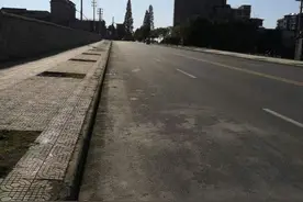 一场没有目击者的“事故”！交警认定十岁男孩撞倒老人负全责，家属称是救人反被讹图片