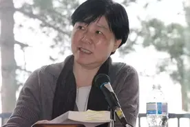 原野上的红谷仓——加共建党百年回望图片