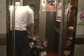 电动车进电梯自动报警 南昌智慧消防检测系统对电动车上楼说“NO“图片