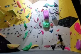 好家伙！这孩子会飞吧图片