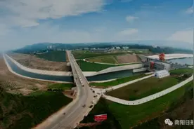 习近平总书记在南阳考察回访记•陶岔渠首枢纽工程、丹江口水库图片
