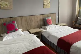 游戏主播往酒店水壶中撒尿 律师：涉嫌违法图片