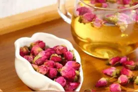 玫瑰花茶虽然有很多好处，但几类人群不适宜喝图片