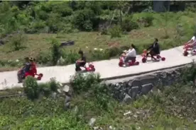 12辆童车组成“最豪华”迎亲车队，贵州这场婚礼上了热搜图片