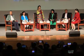 57年后重聚 五位老艺术家讲述《东方红》背后的故事图片