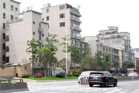 东南汽车城丨“颜值”up！这条通往东台工业园区的马路靓了图片