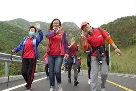 十万人参与“我要走”视频封面