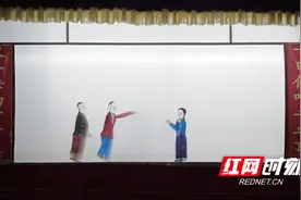 衡山：皮影戏里学党史图片