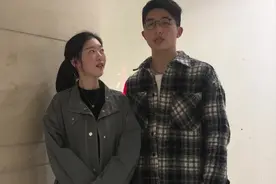武汉高校情侣携手考研成功，打视频电话时互相抽查图片