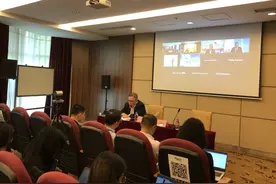重庆啤酒股东会机构热捧，股价创新高市值达852亿元视频封面