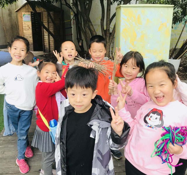 蚕宝宝是如何从蚕卵里孵化出来的？这群幼儿园娃进行了研究