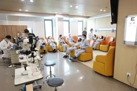 上海市第十人民医院眼科日间手术中心实施“即做即走”高效诊疗模式图片