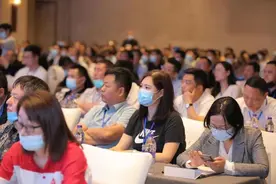 掘金万亿生鲜B2B，行业龙头如何跨越“七年之痒”？图片