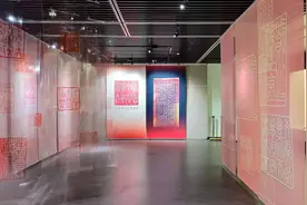 小小一枚印章，能篆刻出多少可能？“百年百印”印章艺术展在四行仓库开展图片