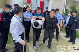 “肥西5.13故意杀人案”追踪：嫌疑人作案后住宾馆淡定洗澡 藏身空置房被擒图片