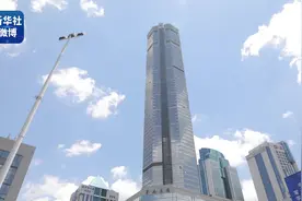 深圳赛格大厦突发晃动后限制人员进出