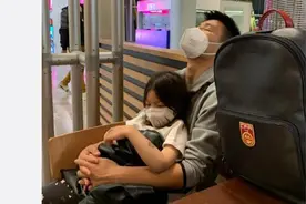 国足转战苏州 首战球票开售一票难求图片