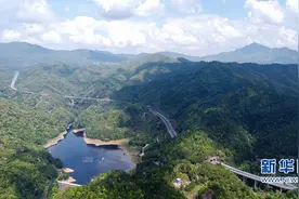 沿着高速看中国丨福银高速：山海相连寻根路图片