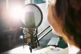 网红主播收入究竟多少？游戏主播月入4万，仍被家人看作不务正业图片