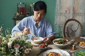 极速真探｜晚安=“我爱你，爱你”深圳女孩十年给陌生人发4万条晚安短信治愈孤独图片