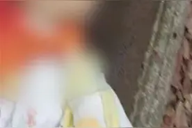 从自家楼顶爬到隔壁学校楼顶玩耍，湖南一4岁男童不幸坠亡图片