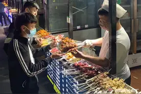 “烟火气”里的幸福图片