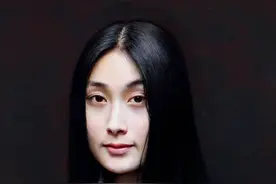 8050万！冷军“蒙娜丽莎”创下艺术家最高拍卖纪录图片