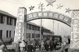 曹杨新村迎新生（人民眼·城市更新）图片