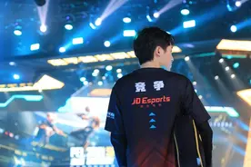 PEL封面观察｜从排名垫底到实力争冠：PEL教练、选手、解说谈队伍进步之路｜封面天天见图片