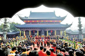 留得西湖翠浪翻，怎叫“天堂”不念“钱”图片