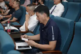 中山开了一场爸爸家长会，家庭教育爸爸“戏份”不能少图片