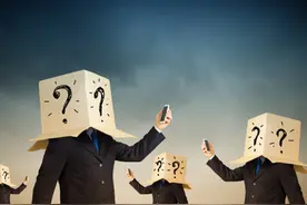 13年赚100倍的大妈出货了？2000亿超级大牛高位巨量跌停！大宗交易爆猛料，“三重顶”在劫难逃？图片