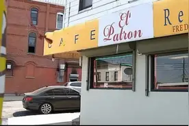 美国一14岁女孩抱着一名新生女婴走进餐厅将其递给顾客后逃离图片