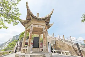 奋斗百年路 启航新征程丨越天险军民一心 八勇士智取华山图片