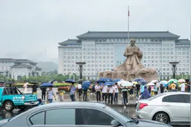 多地悼念送别袁隆平院士：不舍送袁老最后一程图片
