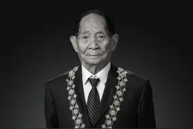 袁隆平逝世 | 举国共哀恸，夹道送英灵图片