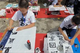 玉林市举办“童心向党 扬帆起航”少儿现场书画大赛图片